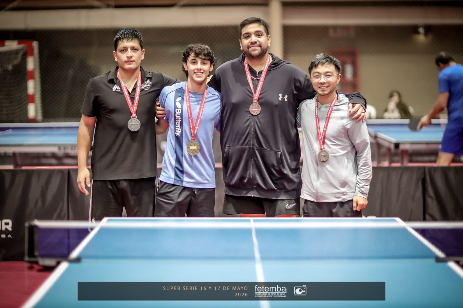 Tomás Costantini en el podio de 3ra categoría de la Super Serie FETEMBA